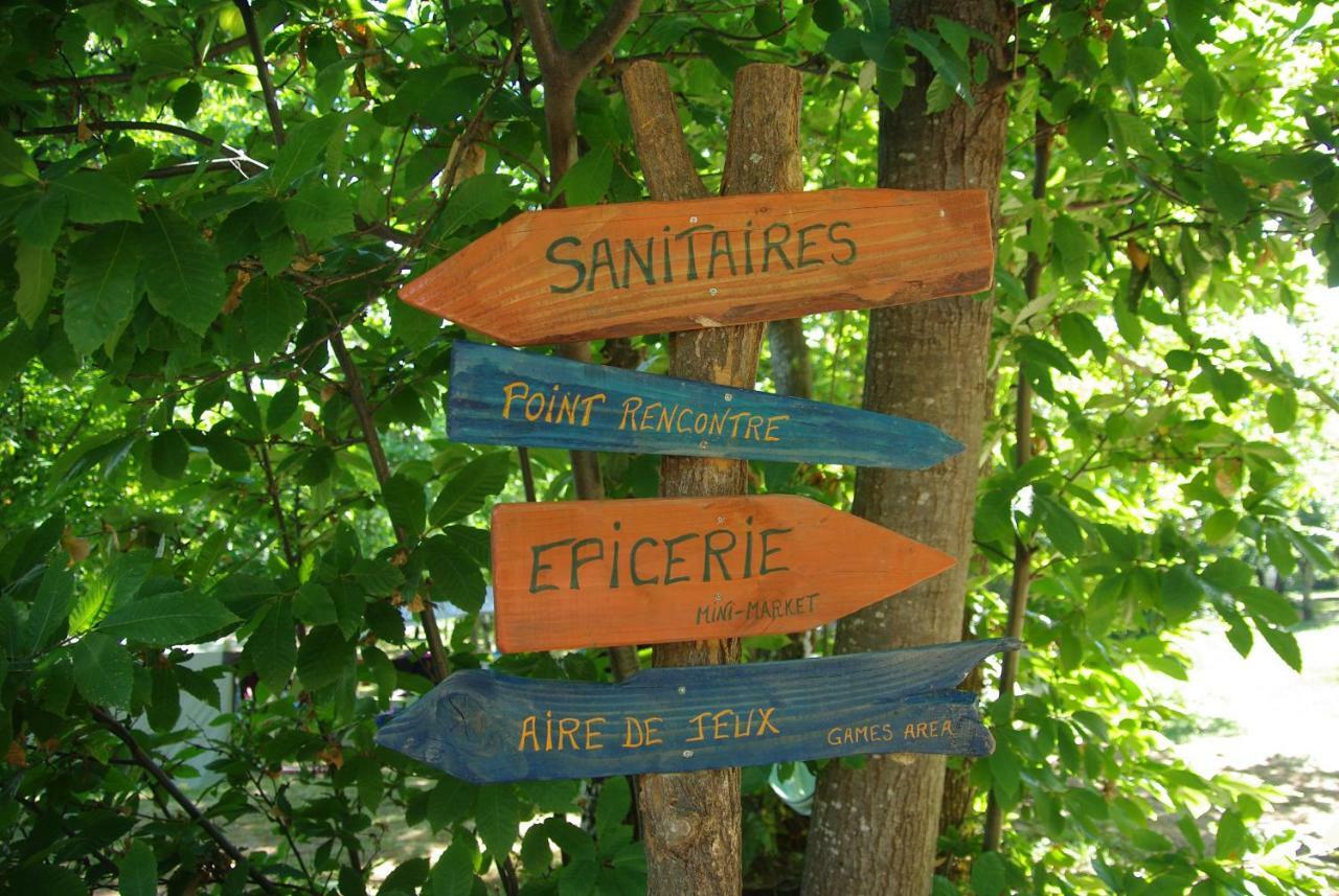Camping La Chataigneraie Gravieres Exterior foto